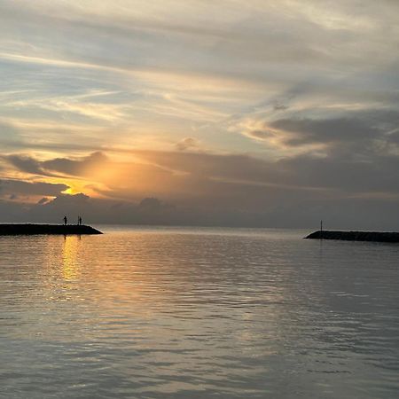 Dive Villa Thoddoo Exterior photo